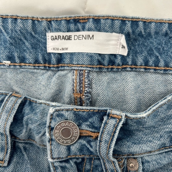 Garage Women’s Mom Jean Distressed Shorts - Picture 3 of 3